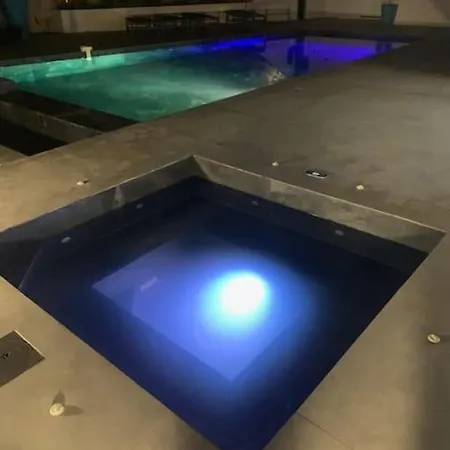 259 Villa