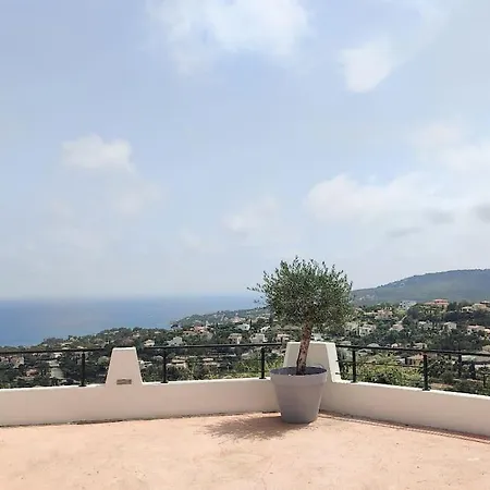 259 * Roquebrune-sur Argens